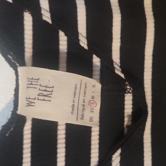 We The Free knit long sleeve. Black and white. Small. Lace on bottom. Distressed - Picture 4 of 5
